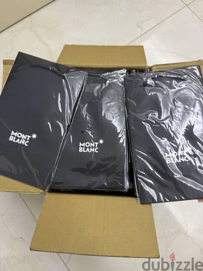 Mont black small bags