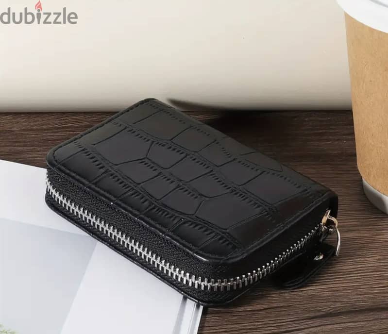 Crocodile Embossed Women's Wallet 1