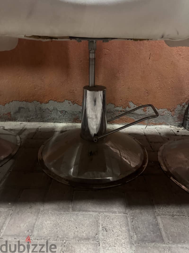 Sloon chairs whatsup 33643079 1