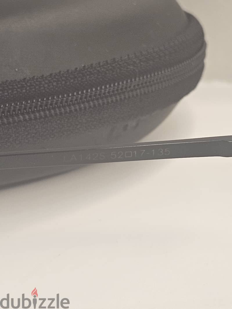 LACOSTE used clean 20BD 5