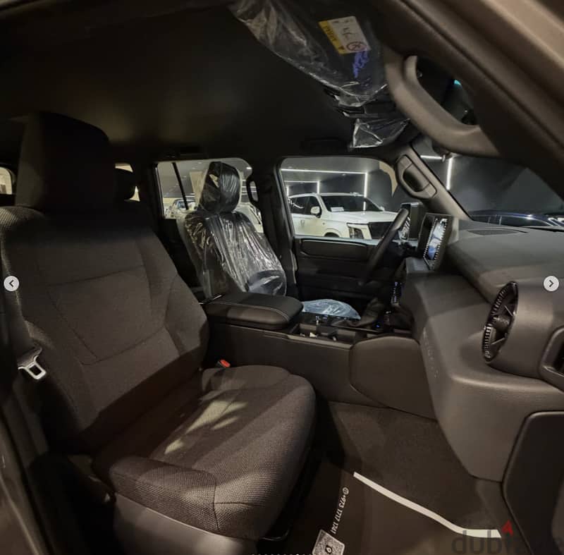 Toyota Prado 2025 4