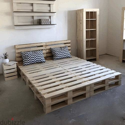 Bed coat , natural wooden pallet 6