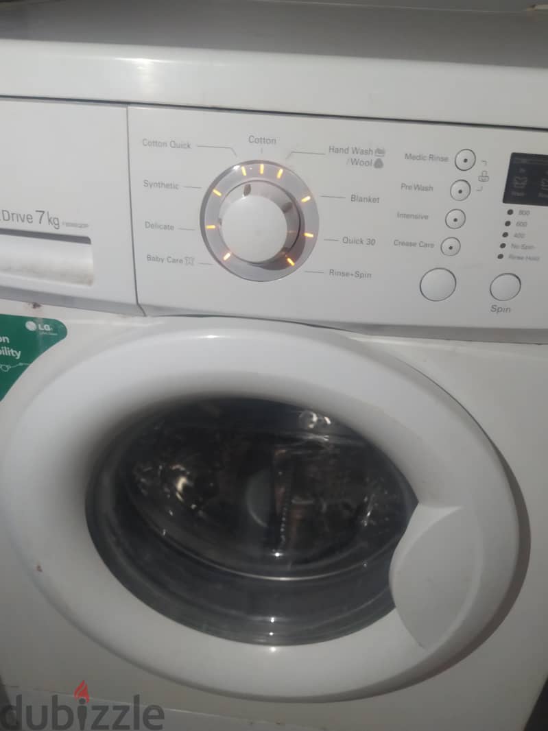 Sale LG washing machine,7 kg automatic, price 45bd 2