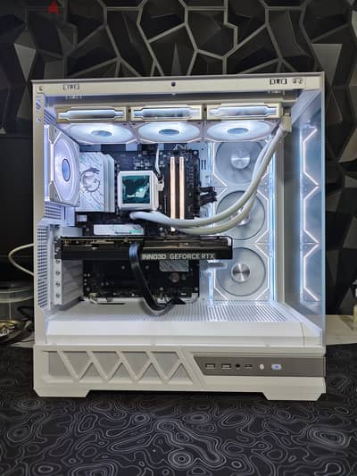 New - Gaming Pc - Ryzen 7 - Rtx 5070