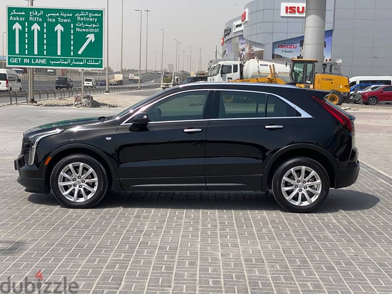 Cadillac XT4 2023 Black 3
