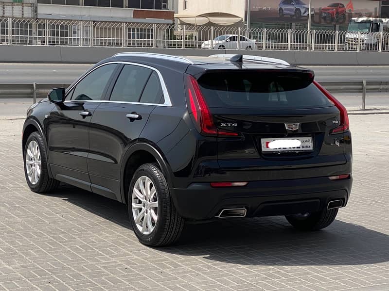 Cadillac XT4 2023 Black 7