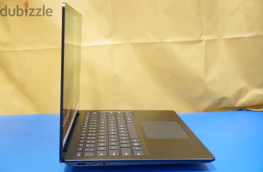 Microsoft Surface laptop 4 Core i7 16GB 512GB 10th generation 220BD 7