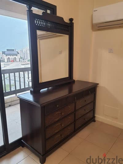 18 bd wooden dresser with mirror