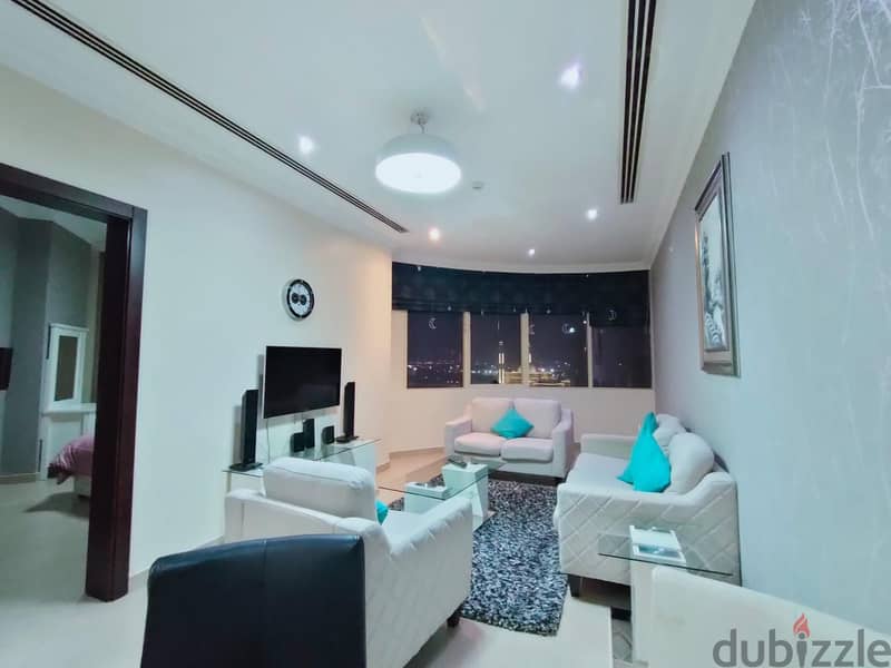 hot deal luxury free hold 2 bed 2 bath Prime location 3