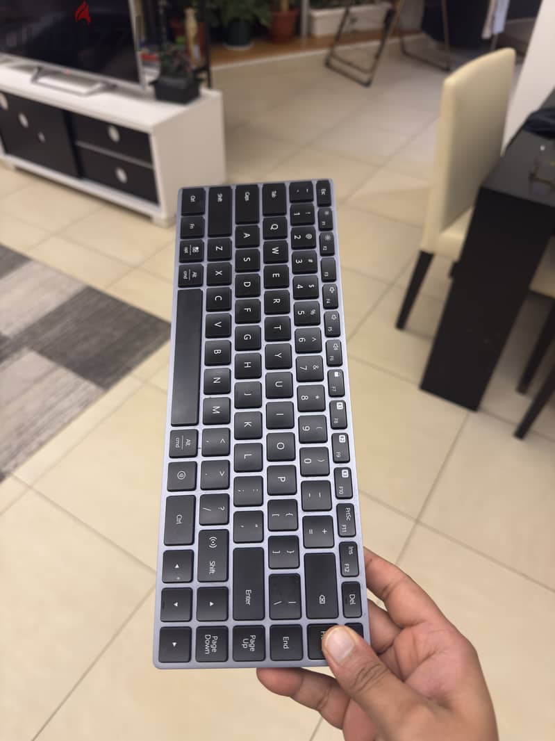 Huawei Slim keyboard 1