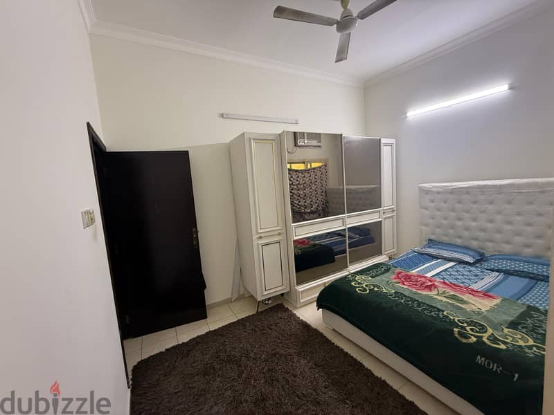 Fully Furnished 2 BHK Flat for Rent 3