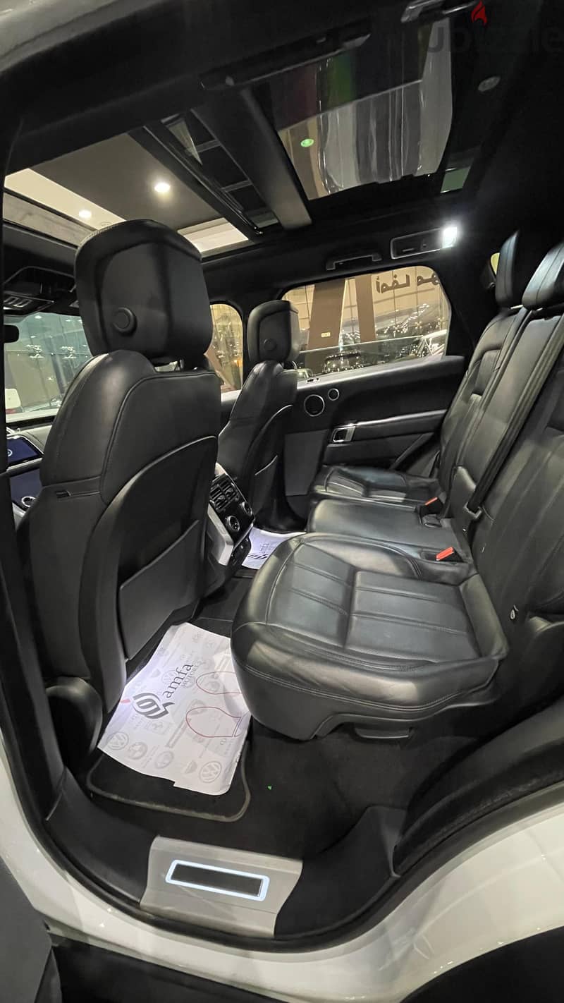Range Rover Sport  HSE Model 2019 9