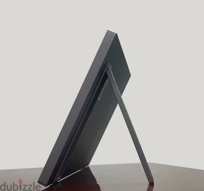 13.3-Inch Portable Mobile Monitor 1