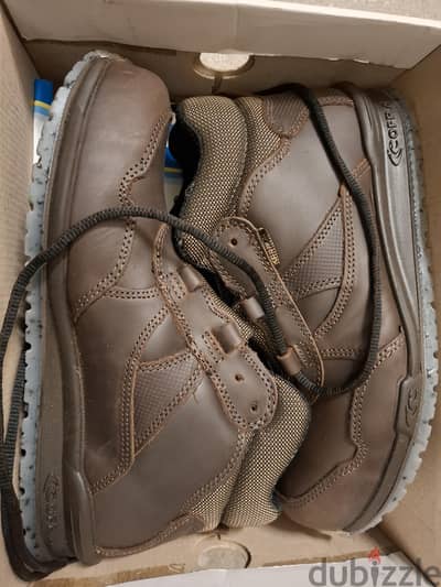 Brand New Cofra Safety Shoes – Size 42 (Never Used)