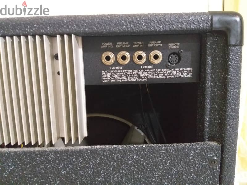 PEAVEY CLASSIC CHORUS 212 150-WATT STEREO COMBO AMPLIFIER 4
