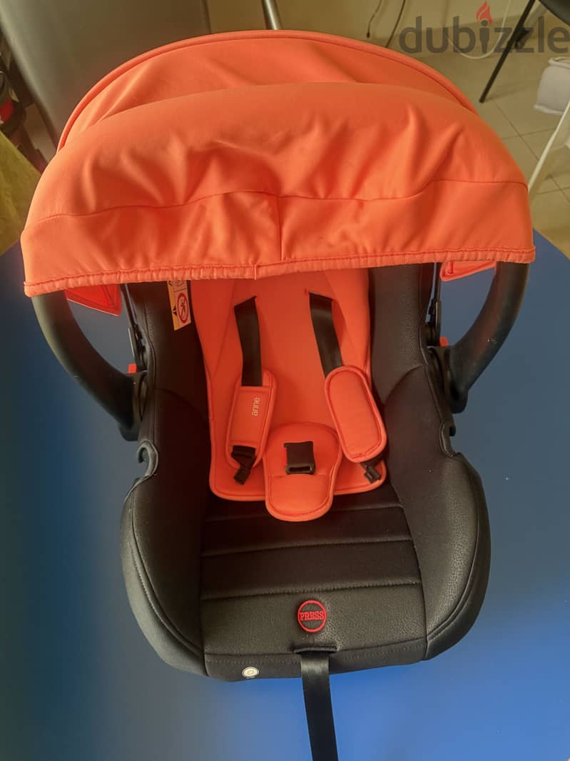 Babies Car Seat Just Like New 3