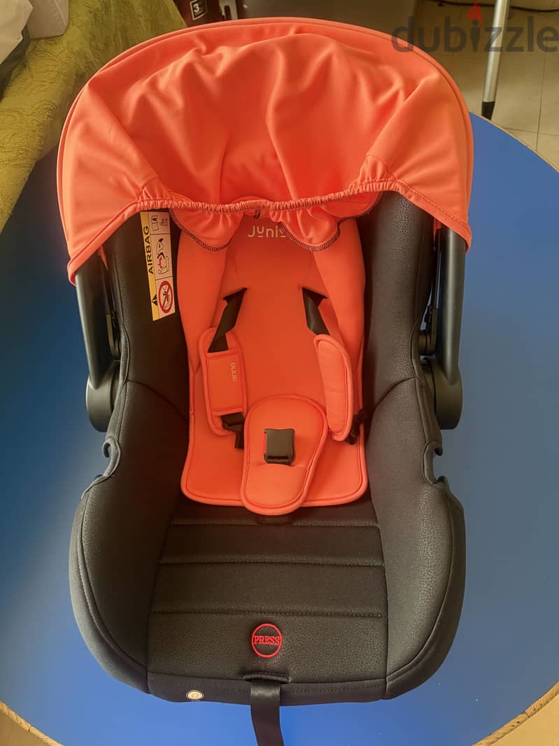 Babies Car Seat Just Like New 4