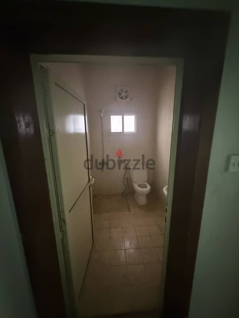 Big flat for rent in sanad 3 bed room and 3 bathroom  no EWA 2