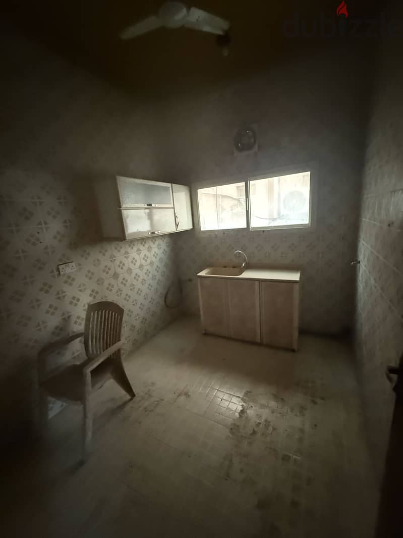Big flat for rent in sanad 3 bed room and 3 bathroom  no EWA 5