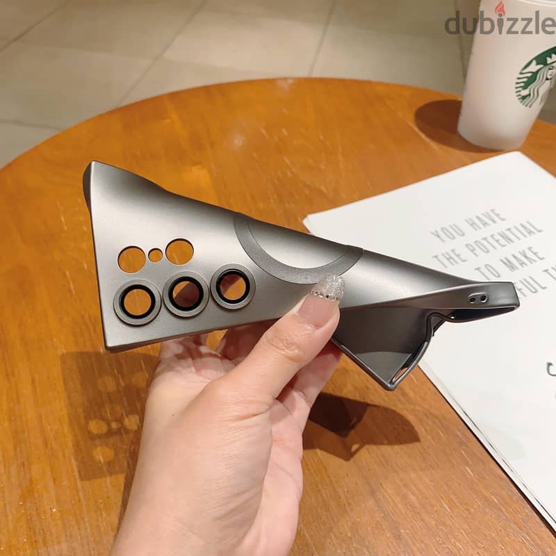 Luxury Magnetic Cover for Samsung S25 Ultra 5
