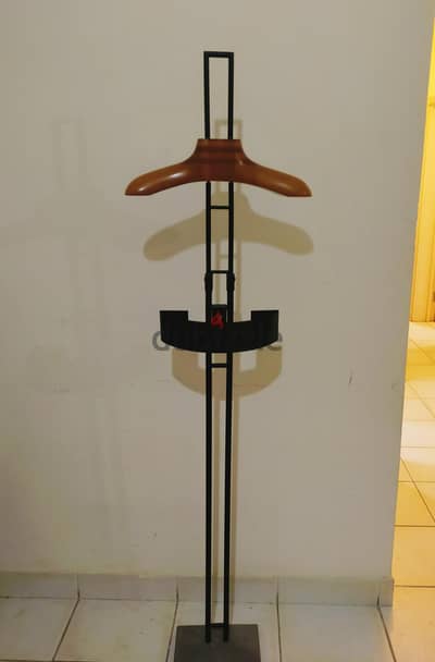 Executive Suit Hanger / Coat Stand for Bedroom