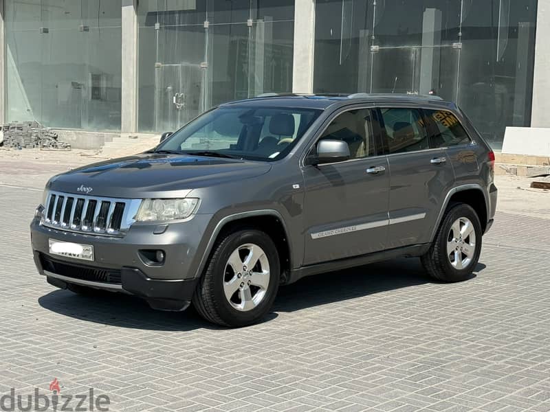 Jeep Grand Cherokee LTD 2012 Grey 1