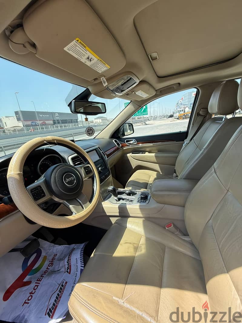 Jeep Grand Cherokee LTD 2012 Grey 4