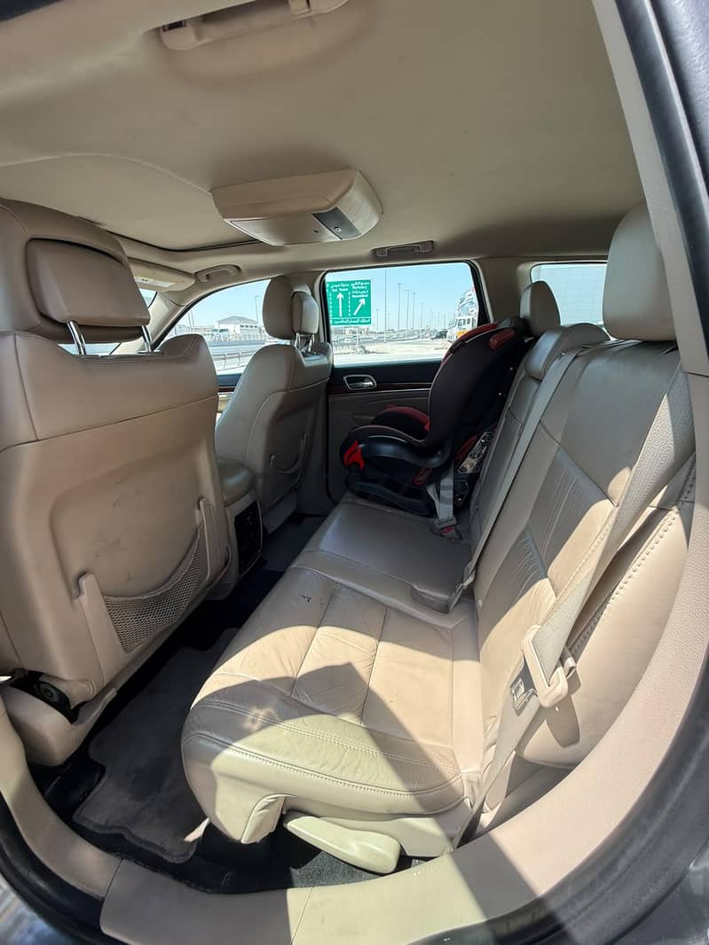 Jeep Grand Cherokee LTD 2012 Grey 5