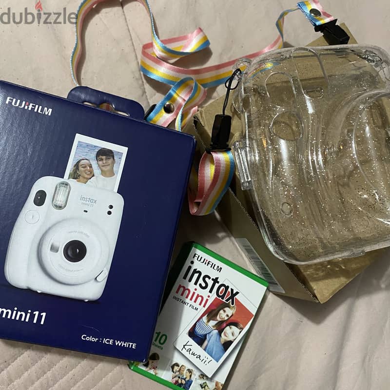 Instax Mini 11 White 1
