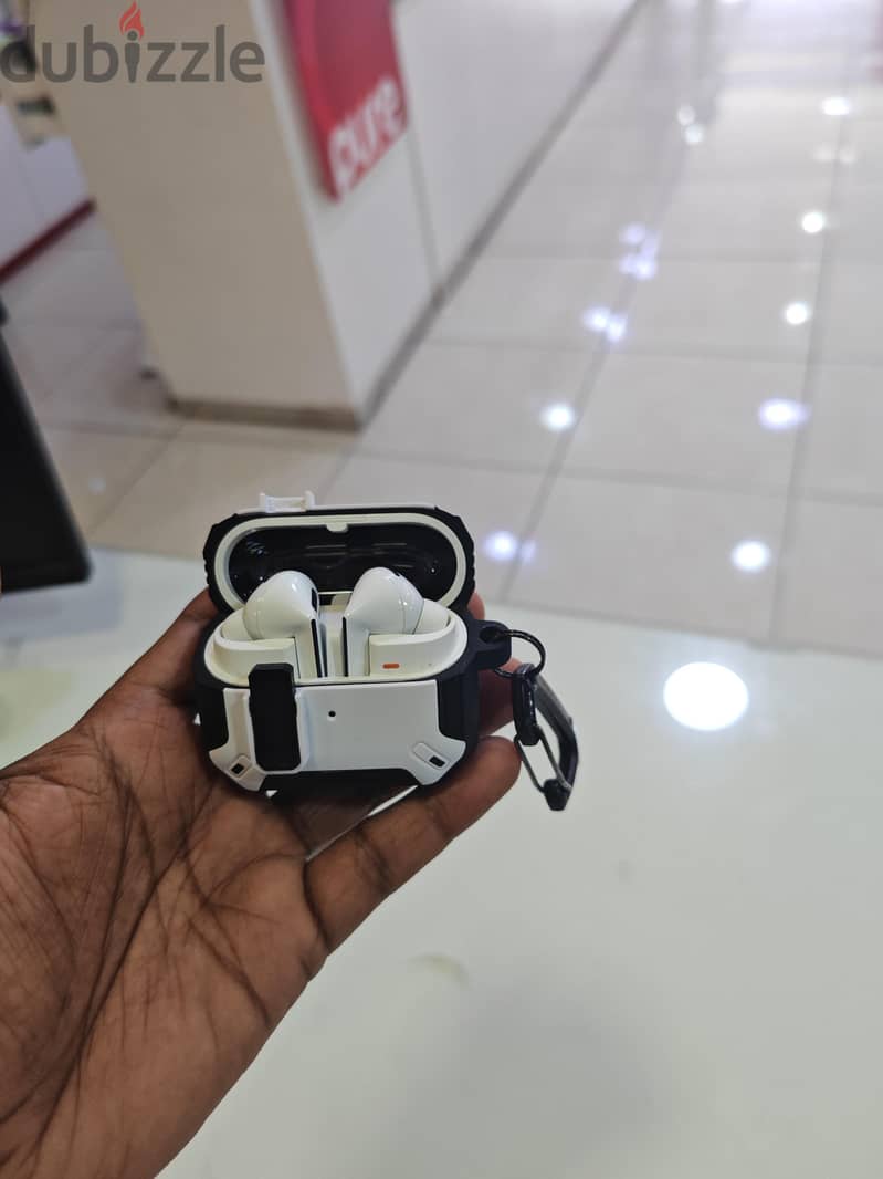 Samsung buds 3 pro full clean with case 1