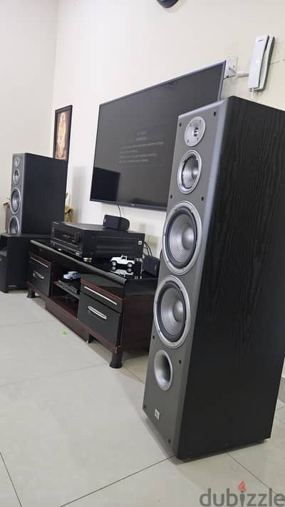 JBL E90 Speakers with Matching Harman Kardon Amplifier