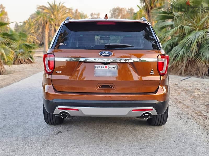 Ford Explorer 2017 XLT 1