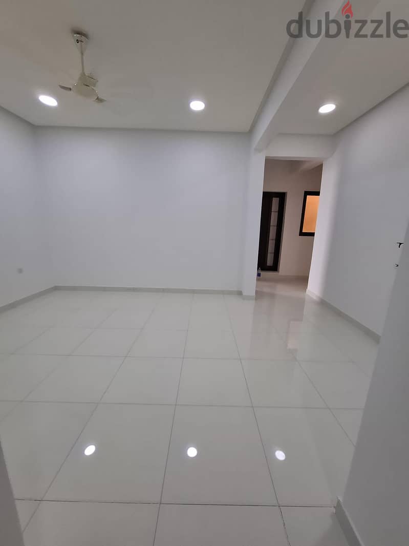 For rent 3 bedrooms flat in HamadTown 1