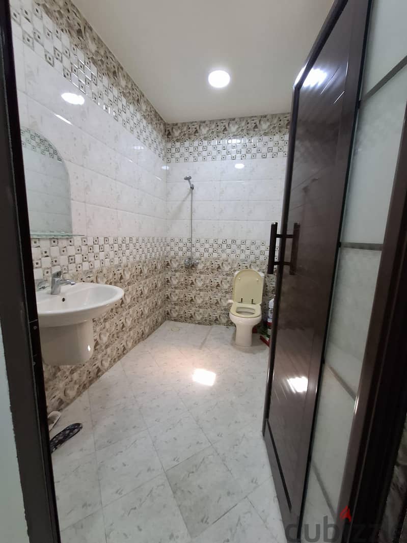 For rent 3 bedrooms flat in HamadTown 7
