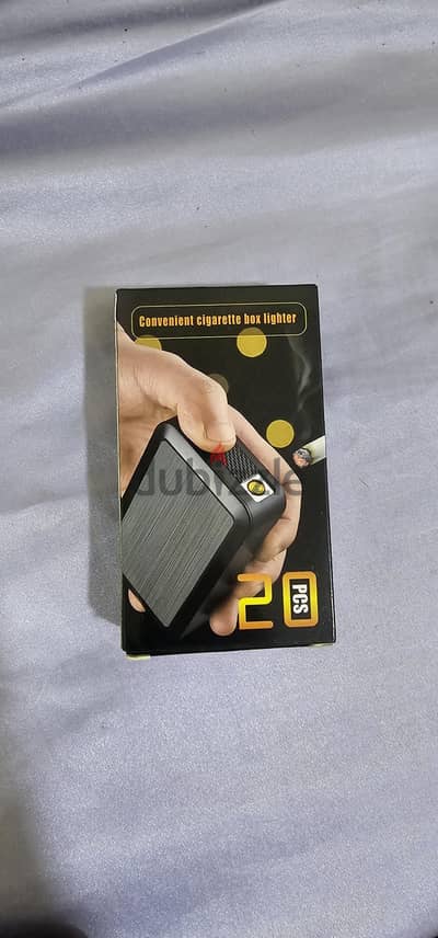 cigarette box with lighters