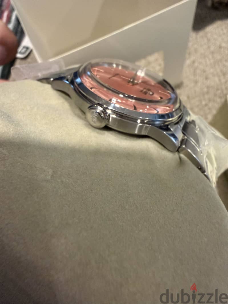 For sale orient bambino salmon dial new 1