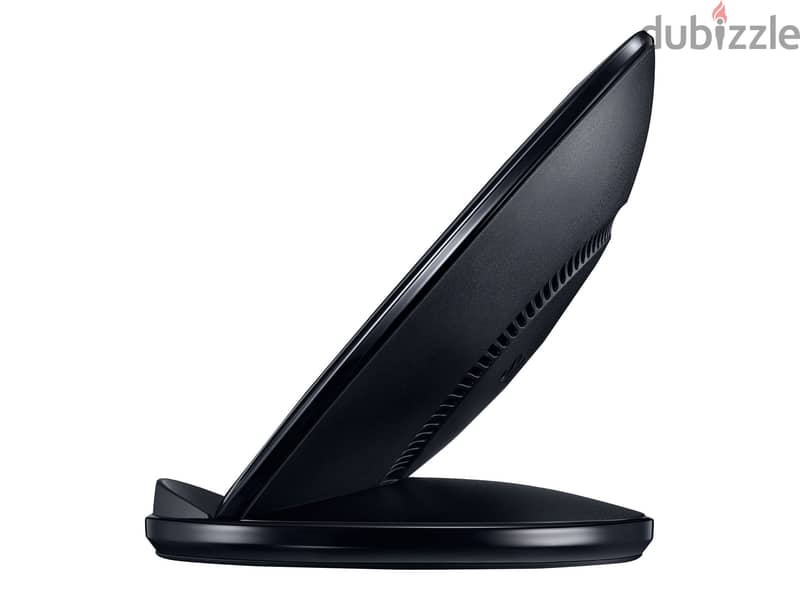 Samsung Fast Charge Wireless Qi Charging Stand 1