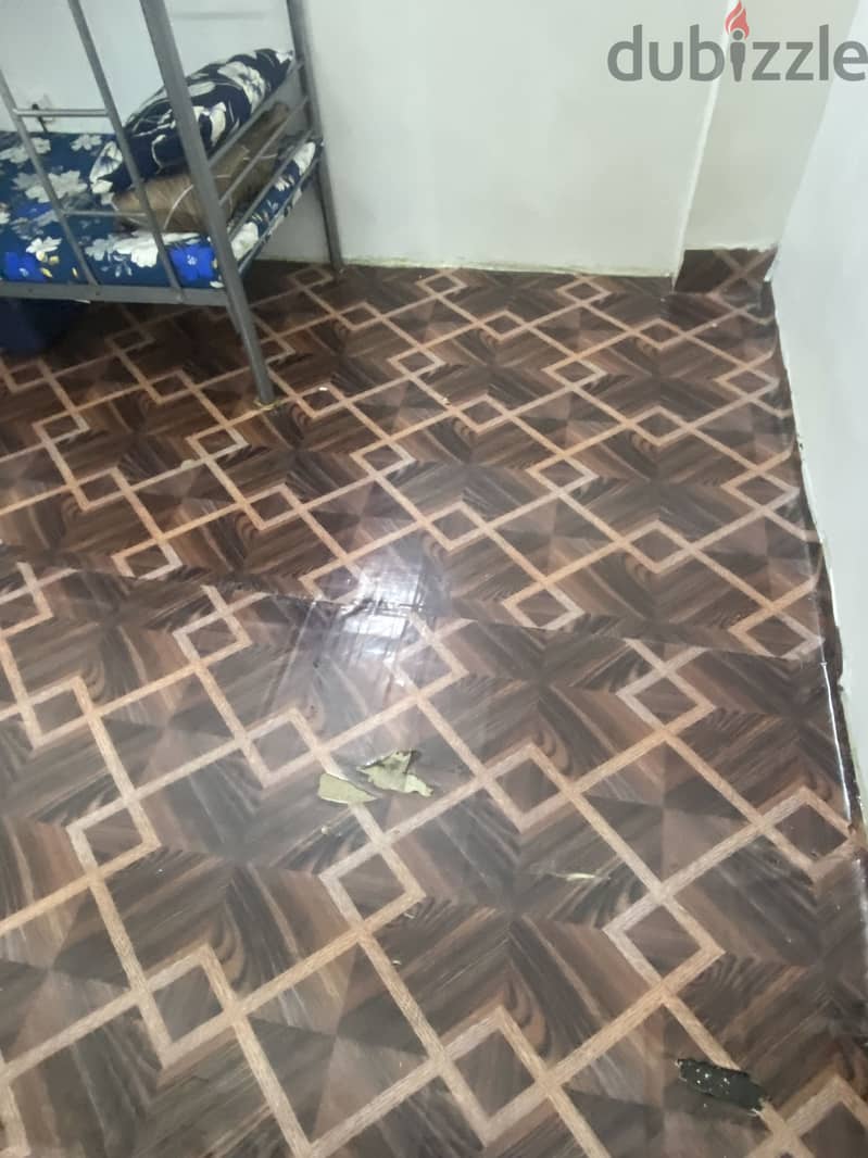 4 BED SPACE AVAILABLE NOW. From today 4