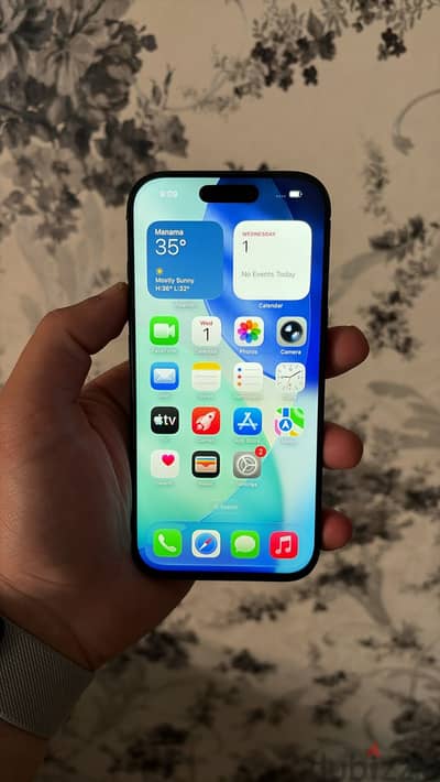 iPhone 16 Pro Black اسود  256 GB  93%   condition: Clean scre