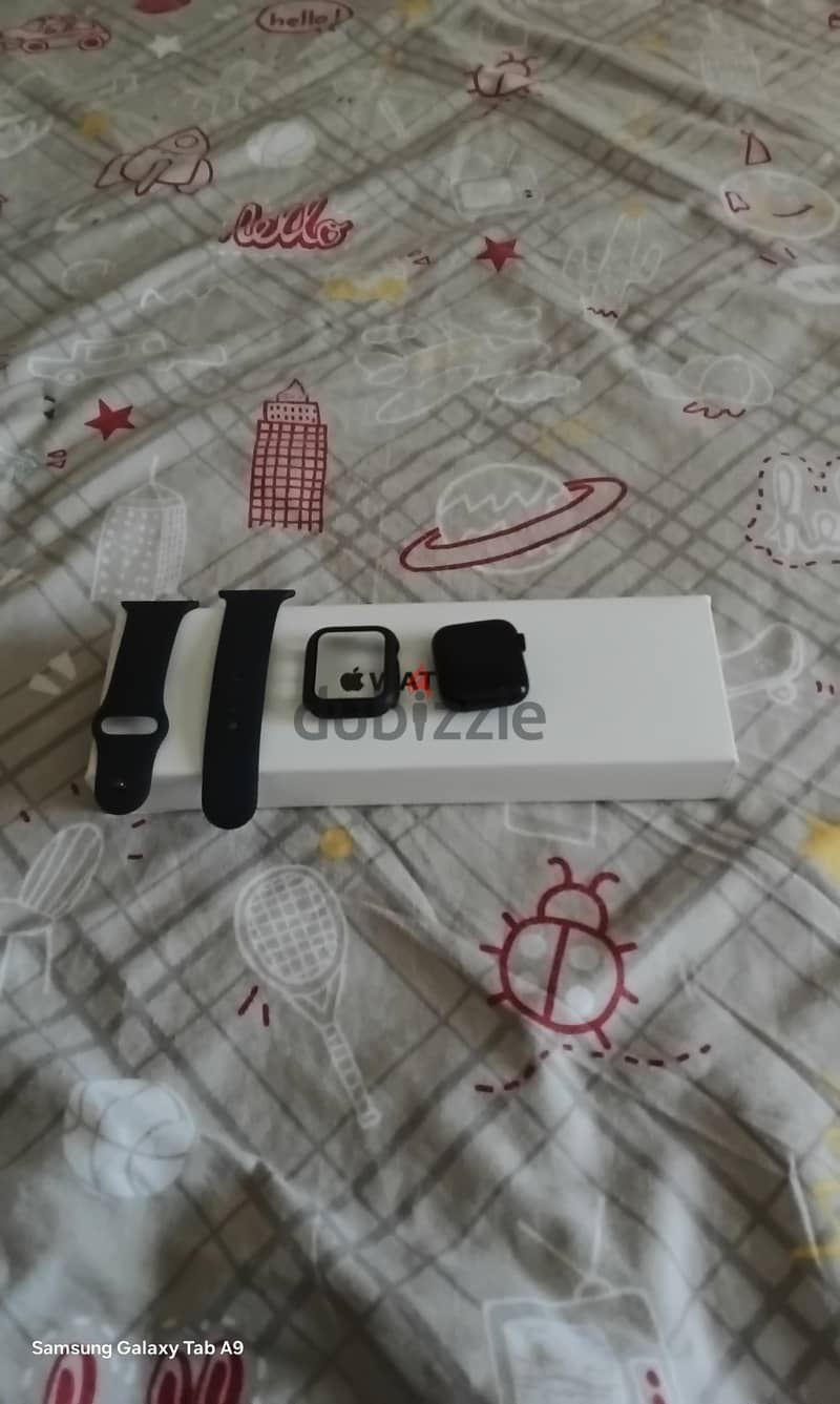Apple Watch SE 2nd Gen (Excellent Condition,98% Battery) warranty have 3