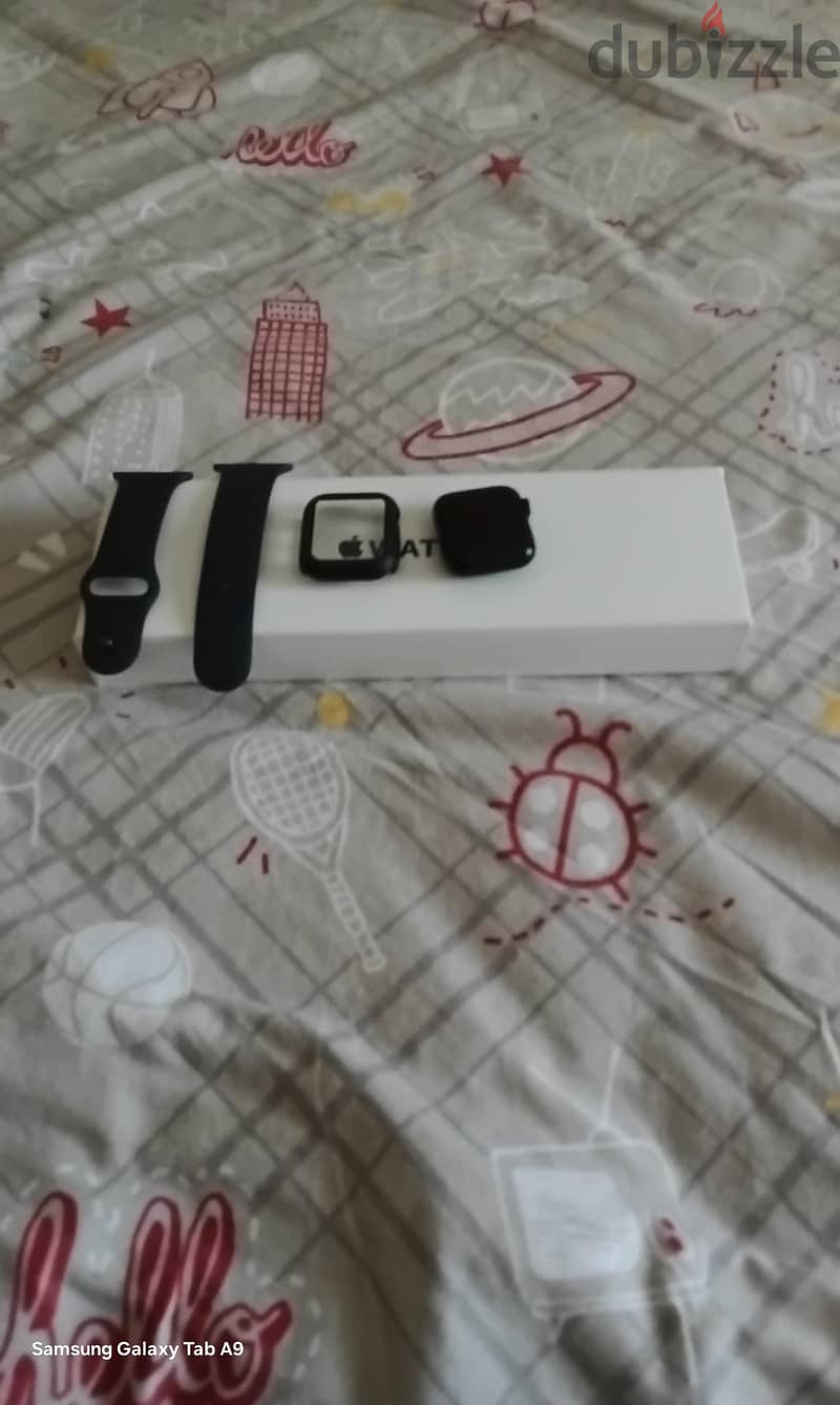 Apple Watch SE 2nd Gen (Excellent Condition, 98% Battery)warranty have 3