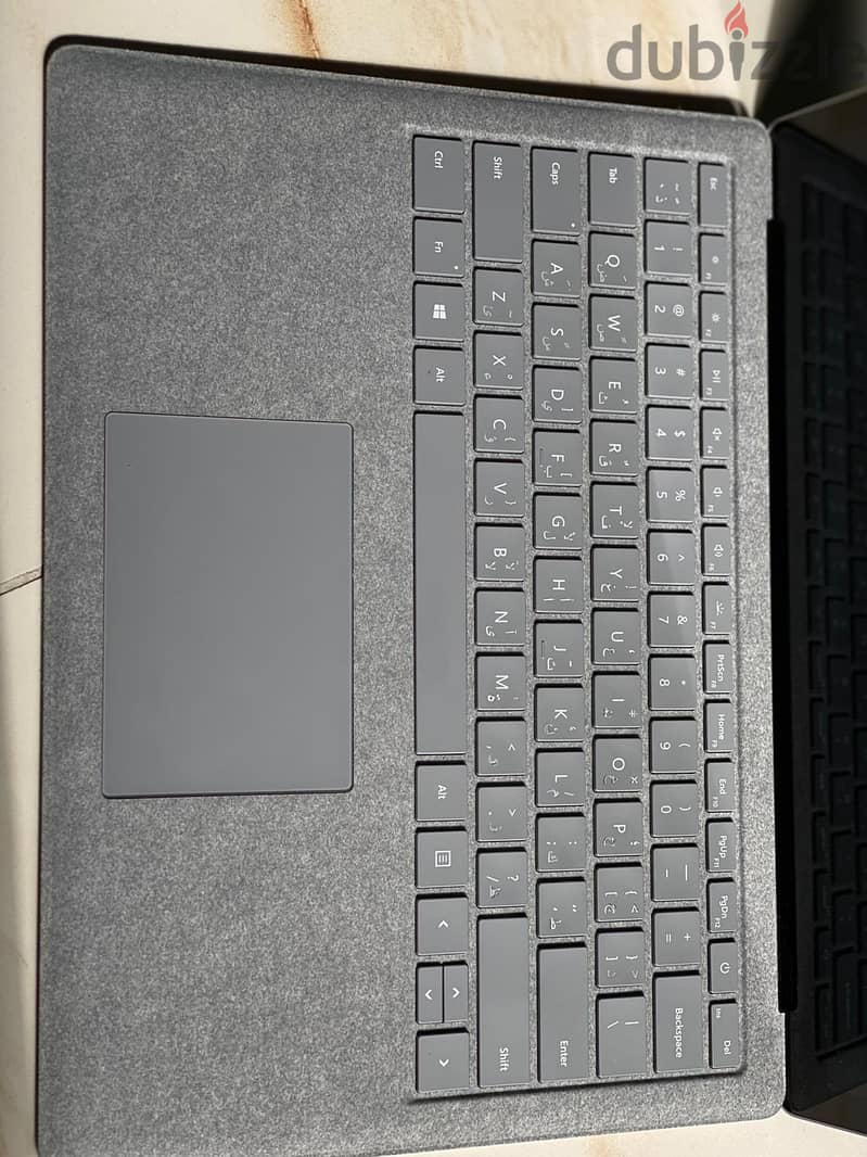 Microsoft Surface laptop Core i5 8gb 256gb 7th generation 110BD 3