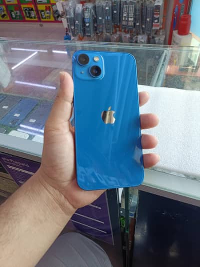 Apple - iPhone 13