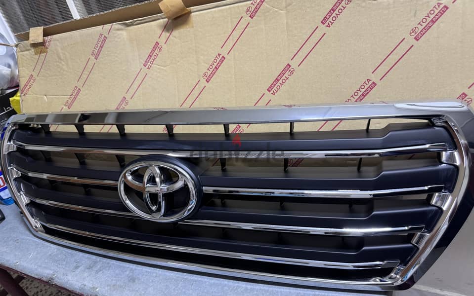 New Land Cruiser front grille OME Original part 2014 model 1