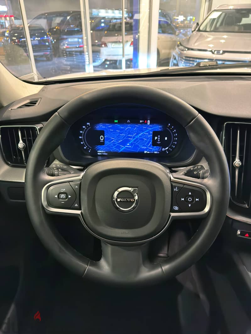 Volvo XC60 2025 11