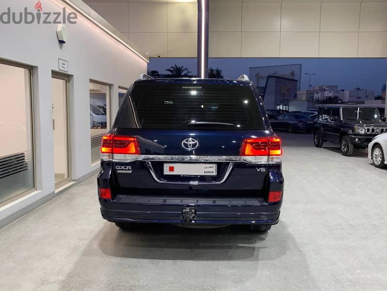 Toyota Land Cruiser 2020 GXR V8 4