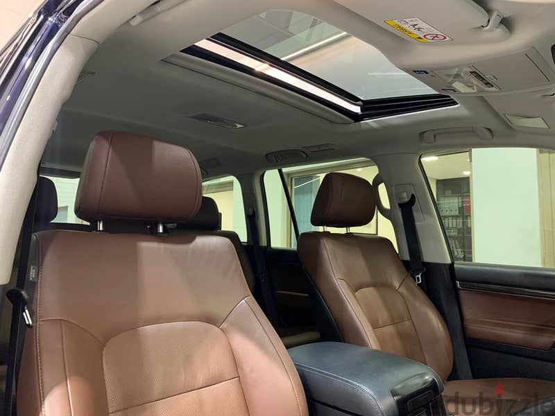 Toyota Land Cruiser 2020 GXR V8 12