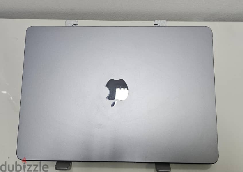Macbook M2 3