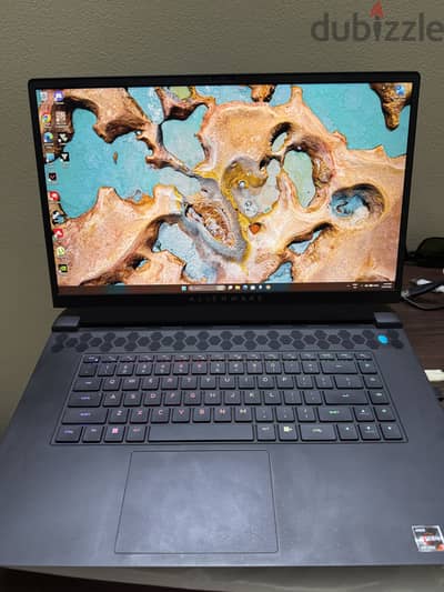 Alienware M17 R5