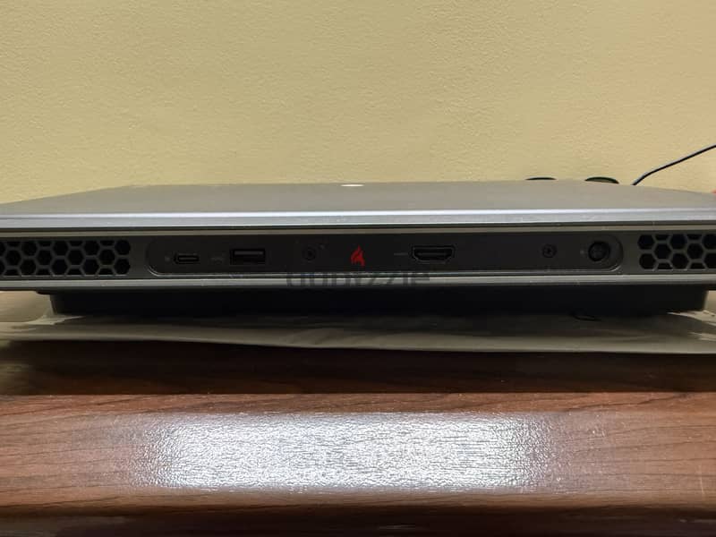 Alienware M17 R5 11
